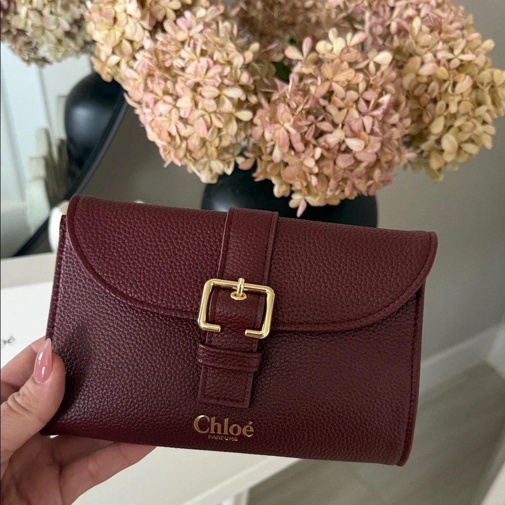 Chloé Parfums Pebbled Burgundy Small clutch with Gold Buckle - Picture 8 of 8